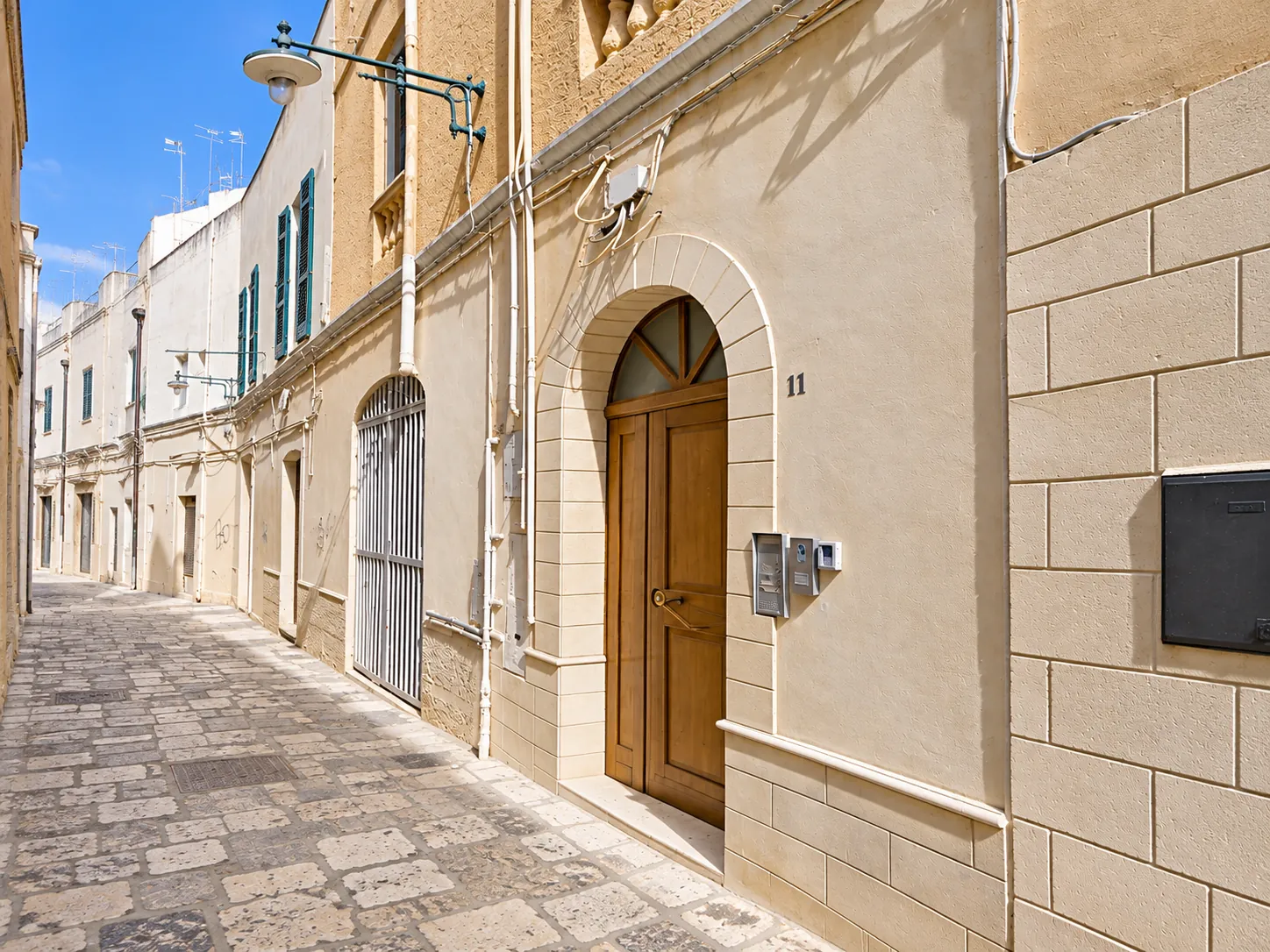 Front door of BDS House in Vico D'Orimini, Brindisi historic centre